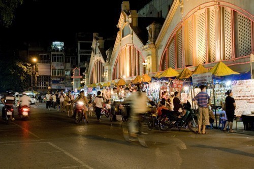 Chợ đêm Hà Nội